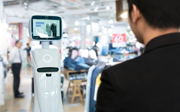 Việc sử dụng AI để phân tích, sắp xếp, truy cập và cung cấp các dịch vụ tư vấn dựa trên một loạt thông tin phi cấu trúc sẽ ngày càng phát triển.