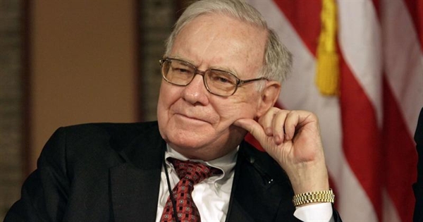 Ngoài quy tắc số 1 của Buffett là “Đừng để mất tiền”, dưới đây là 4 câu hỏi mà hai vị tỷ phú đặt ra khi cân nhắc đầu tư. Ảnh: Getty Images