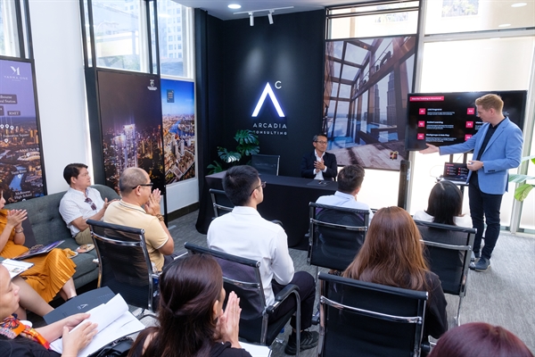 Tất cả nhân viên và chuyên viên tư vấn của Arcadia Consulting Vietnam đã và đang được đào tạo chuyên sâu về tiếp thị dự án.