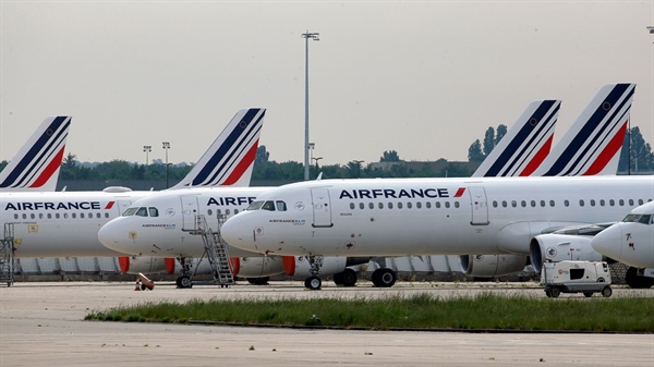 Chỉ có 3 chuyến bay bị hủy sau khi Pháp ban hành lệnh cấm.
