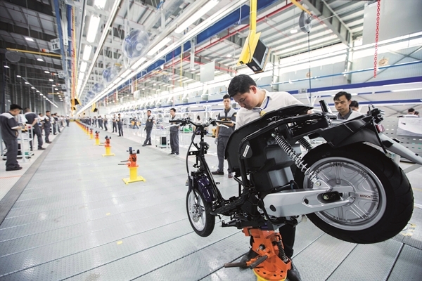 Vietnam’s electric motorbike makers enter Southeast Asia's race 