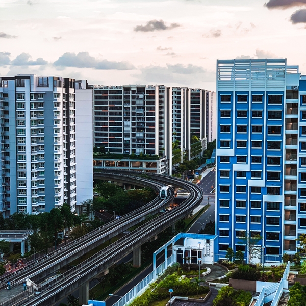 Sự phát triển của HDB thường được lên kế hoạch song song với mạng lưới giao thông công cộng chính của Singapore