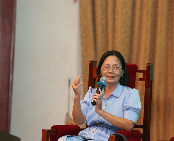 Bà Đinh Thị Quỳnh Vân, Tổng Giám đốc PwC Việt Nam, trong phiên thảo luận 