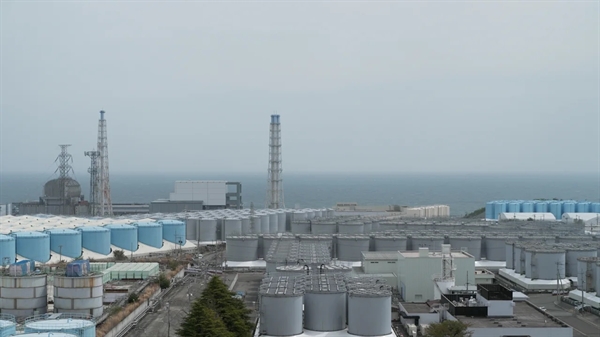 TEPCO đã xây dựng hơn 1.000 bể chứa khổng lồ tại địa điểm này để lưu trữ lượng nước thải hiện nay là 1,32 triệu tấn, ở Okuma thuộc tỉnh Fukushima.