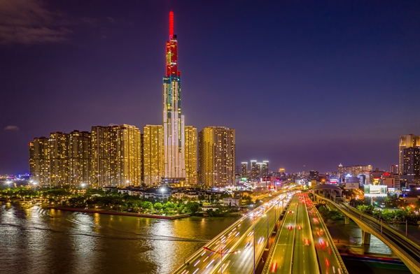 Ho Chi Minh City’s tallest hotel offers family summer vacation above the clouds 