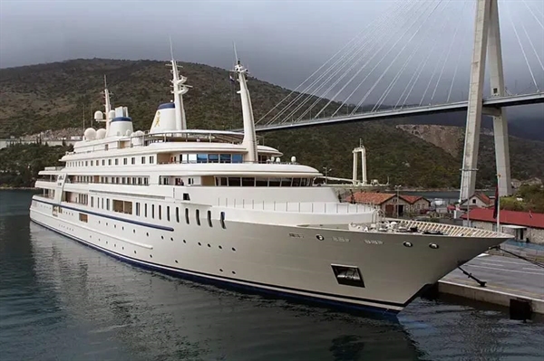 Siêu du thuyền Al Said dài 155m của Quốc vương Oman. Ảnh: Super Yatch.