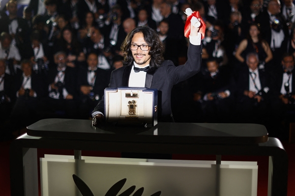 Phạm Thiên Ân nhận giải Camera Vàng tại Cannes 2023