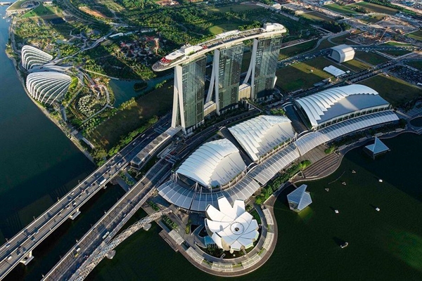 Marina Bay Sands hoàn thành việc cải tạo 850 phòng và hợp tác với 10 khách sạn khác ở Singapore để mở rộng tiện ích dịch vụ. Ảnh: Pinterest.