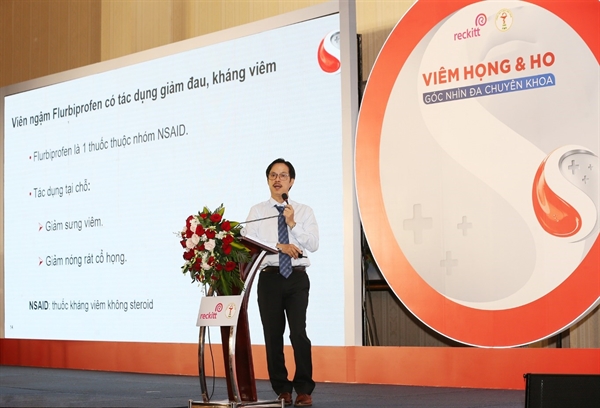 PGS TS BS Trần Viết Luân, Chủ nhiệm Bộ môn Tai Mũi Họng, Đại học Y khoa Phạm Ngọc Thạch cho biết viêm họng phần lớn do virus, do đó kháng sinh không có hiệu quả.