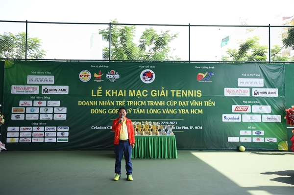 Khai mac Giai Tennis doanh nhan tre TP.HCM 2023
