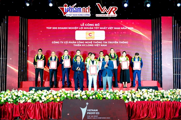 Chicilon Media được vinh danh top 500 doanh nghiệp lợi nhuận tốt nhất Việt Nam