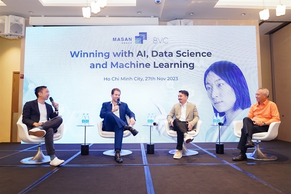 Speakers discussed the topic of applying AI, ML, and data science to consumption and retail. Photo: Masan Group