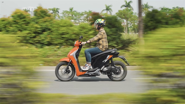 Dat Bike Quantum tiếp tục mang sức mạnh công nghệ xe máy điện đến với người dùng Việt, trong một thiết kế hiện đại và tiện ích