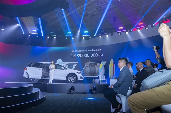 Volkswagen ra mat mau xe MPV Viloran o Viet Nam