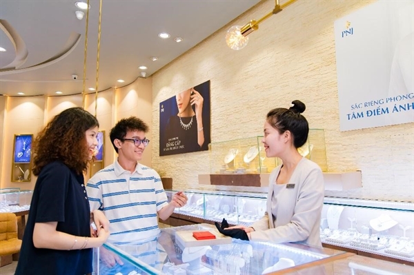 PNJ liên tục gia tăng số lượng khách hàng mời (Ảnh: Việt Hùng)