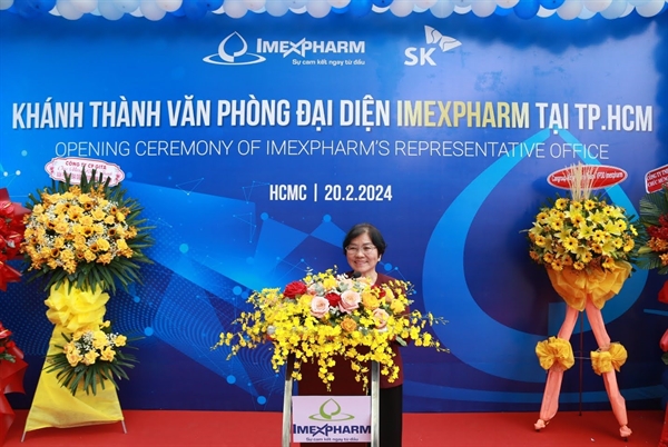 Thầy thuốc nhân dân, Dược sĩ Trần Thị Đào, Tổng giám đốc Công ty cổ phần Dược phẩm Imexpharm phát biểu tại lễ khánh thành văn phòng đại diện tại TPHCM. 