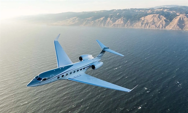 Gulfstream G650ER là một trong những máy bay thương mại nhanh nhất và lớn nhất thế giới với mức giá từ 65 triệu USD