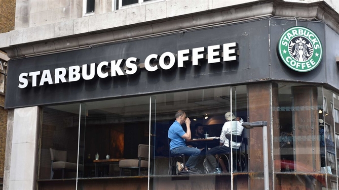 Doanh thu chuỗi cà phê Starbucks tại Malaysia giảm 38,2% trong quý IV/2023. Ảnh: CNN  