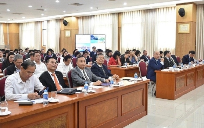 Ông Nguyễn Mạnh Đông - Phó Chủ nhiệm Ủy ban Nhà nước về NVNONN, phát biểu tại diễn đàn. (Ảnh: Dương Tiêu)