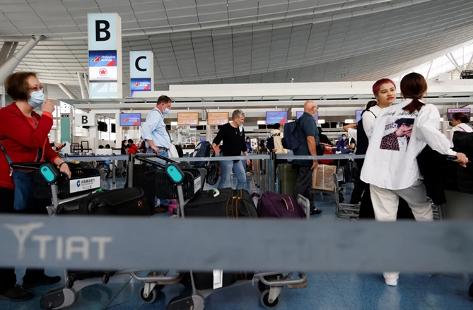 Sân bay quốc tế Tokyo, thường được gọi là Sân bay Haneda, đã tăng vọt từ vị trí thứ 16 năm 2022 lên vị trí thứ 5 vào năm 2023. Ảnh: Reuters