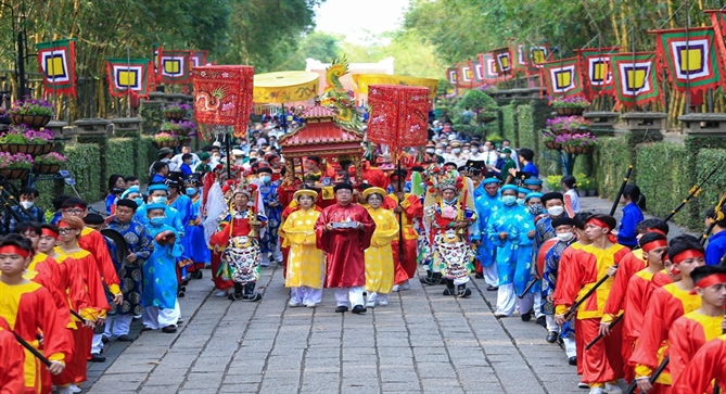 Lễ hội văn hóa biểu diễn văn hóa dân tộc