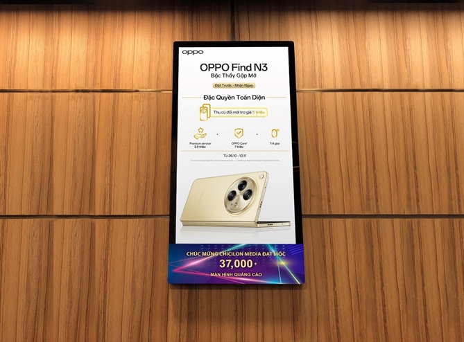 Sản phẩm OPPO quảng bá trên hệ thống màn hình thang máy của Chicilon Media.