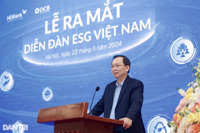 Phó Thống đốc Thường trực NHNN Đào Minh Tú phát biểu tại buổi lễ ra mắt Diễn đàn ESG Việt Nam. Ảnh: NHNN. 