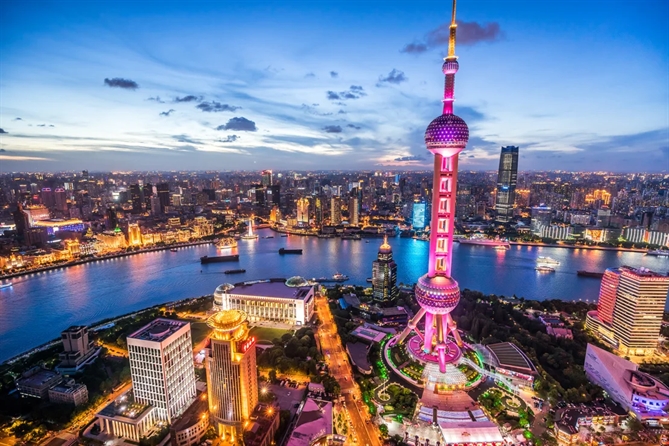 Thượng Hải, trong ảnh, là một trong những điểm du lịch nổi tiếng nhất ở Trung Quốc. Hình ảnh Yongyuan Dai/E+/Getty