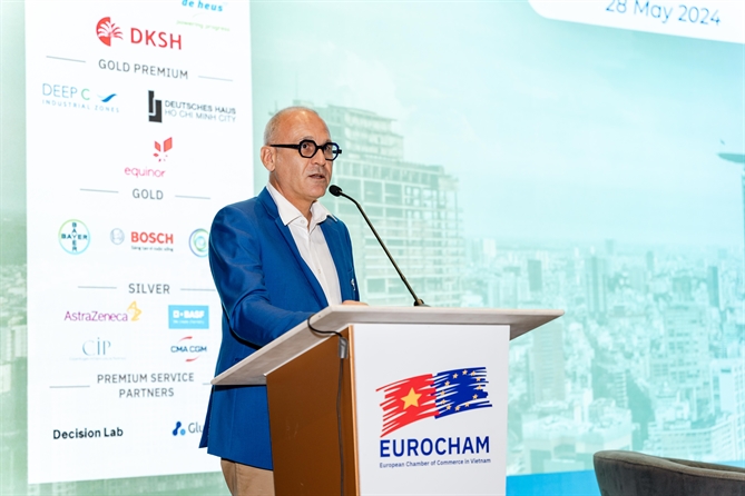 Ông Michel Cassagnes, Chủ tịch Tiểu ban Xây dựng thuộc EuroCham chia sẻ tại sự kiện.