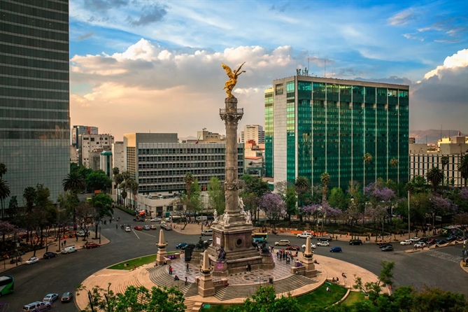 Thành phố Mexico tăng 46 bậc lên vị trí thứ 33 trong danh sách các thành phố đắt đỏ nhất để nhân viên quốc tế chuyển đến. 