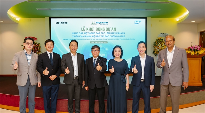 Đại diện IMP, Deloitte Việt Nam và SAP Việt Nam tại lễ khởi động dự án.