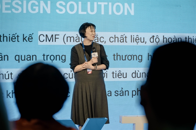 Mrs. Sylvia Joen mang đến kiến thức bổ ích bằng chiến lược CMF Design