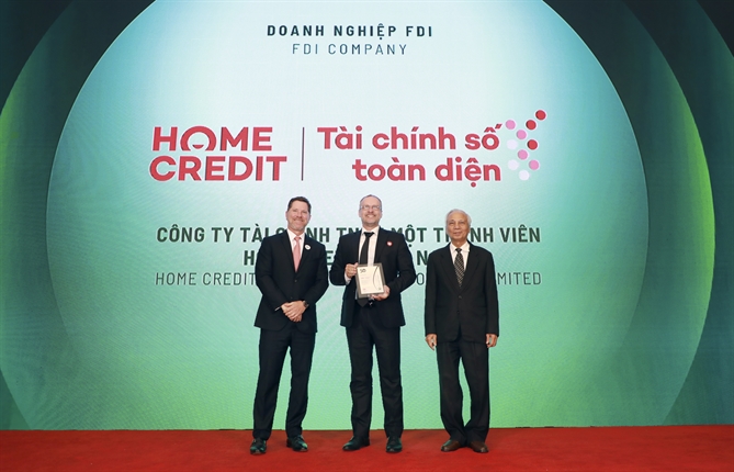Home Credit liên tiếp 2 năm liền lọt top 50 doanh nghiệp phát triển bền vững tiêu biểu.