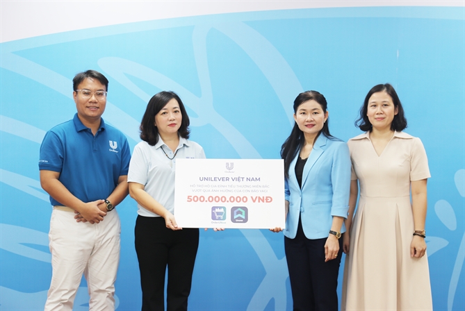 OrderUnow - ứng dụng đặt hàng dành cho tiểu thương của Unilever dành tặng cho tiểu thương Miền Bắc 500.000.000 tiền mặt thông qua Hội Phụ Nữ Việt Nam