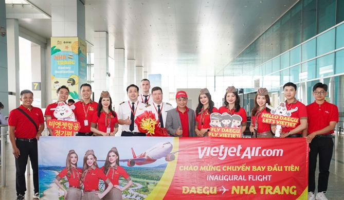 Vietjet là thành viên chính thức của Hiệp hội Vận tải Hàng không Quốc tế (IATA) và sở hữu chứng nhận An toàn Khai thác IOSA. 