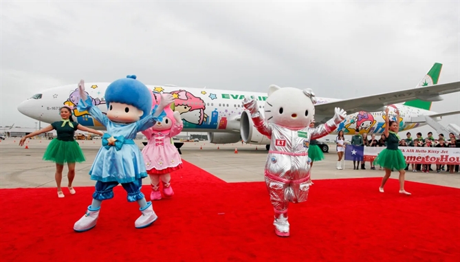 Hãng hàng không EVA Air của Đài Loan ra mắt máy bay theo chủ đề Hello Kitty tại Sân bay liên lục địa George Bush ở Houston, Texas vào năm 2015. Bob Levey/Getty Images cho Sanrio/File