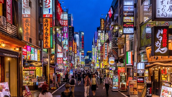 Lượng khách quốc tế đến Tokyo đã đạt gần 13 triệu người trong năm 2024, cao hơn rất nhiều so với mức trước đại dịch. Ảnh: Getty