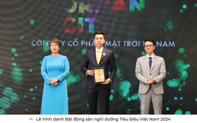 Hoi nghi Quan tri Doanh nghiep & Le Ton vinh “TOP 50 Cong ty kinh doanh hieu qua nhat Viet Nam 2024” va “Bat dong san tieu bieu 2024”