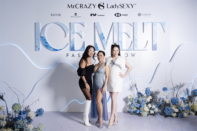 Lý Nhã Kỳ cũng góp mặt tại sự kiện ICE MELT Fashion Show. Người đẹp diện thiết kế White Ice Queen độc quyền của thương hiệu Mr Crazy & Lady