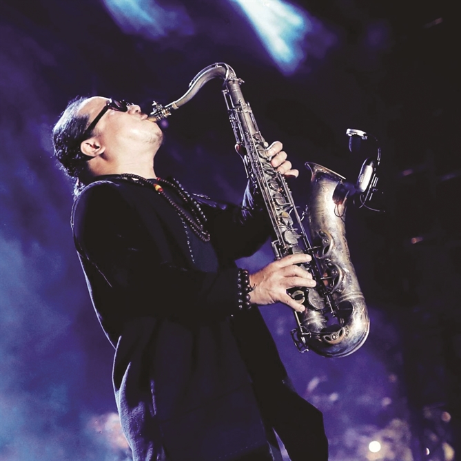 Nghệ sĩ saxophone Trần Mạnh Tuấn