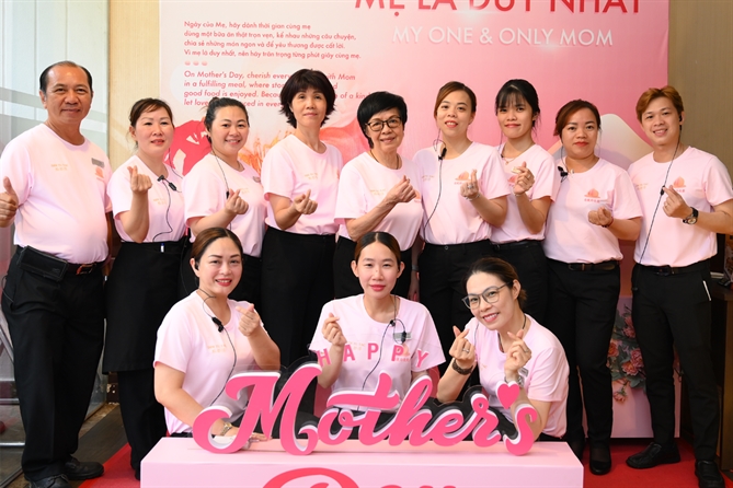 Nhà hàng Dim Tu Tac khoác lên màu áo mới nhân Ngày của Mẹ