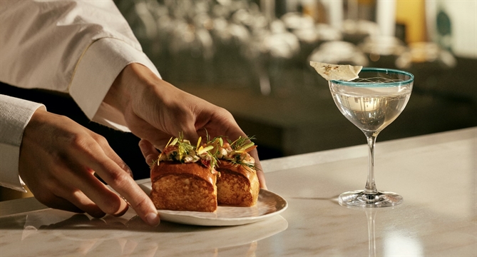 Sáu loại cocktail và mocktail mới sẽ được phục vụ trong bộ sưu tập ly được Maison Sarah Lavoine thiết kế độc quyền cho các khách sạn MGallery.
