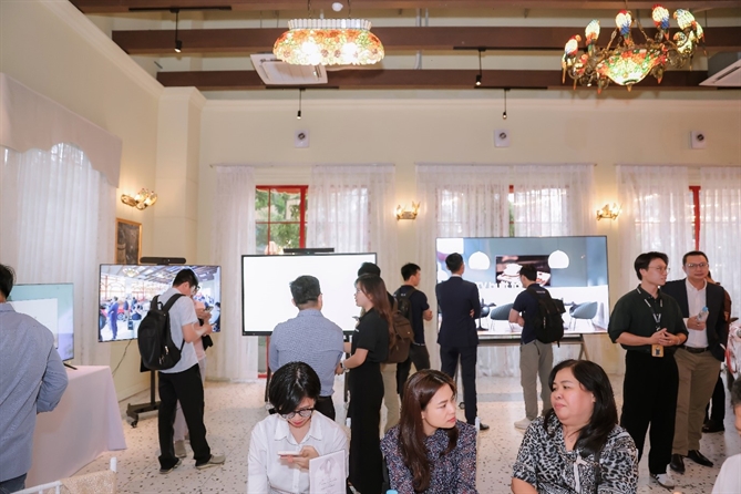 Các giải pháp và thiết bị nghe nhìn của Samsung nhận được sự quan tâm lớn từ đối tác doanh nghiệp