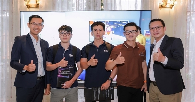 Hội nghị Đối tác chiến lược giữa Samsung và Du Hưng Group mang đến nhiều sản phẩm đột phá trong lĩnh vực thiết bị nghe nhìn.