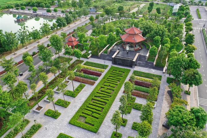 Phương Đông là đơn vị y tế tư nhân hiếm hoi sở hữu không gian cây xanh rộng lớn, nơi thiên nhiên trở thành liệu pháp hỗ trợ quá trình điều trị