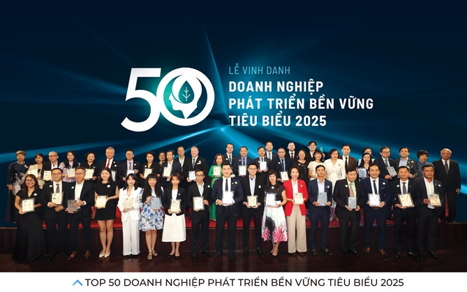 Phong su anh: Le vinh danh TOP 50 Doanh nghiep Phat trien Ben vung tieu bieu 2025