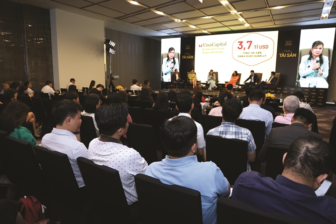 Theo chuyên gia của VinaCapital, nhà đầu tư có thể phân bổ 70% tài sản cho các mục tiêu dài hạn. Ảnh: TL. 