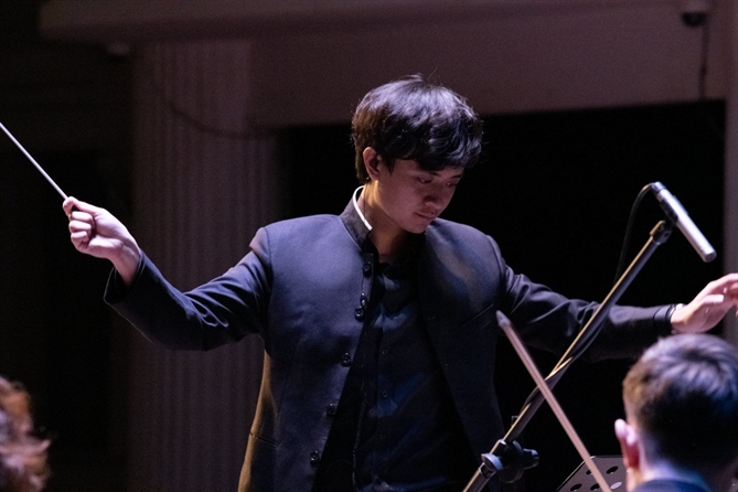 Dustin Tiêu: 