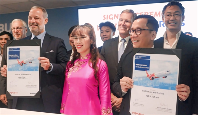 Vietjet đặt hàng mới 100 máy bay A320/A321neo tại Paris Airshow