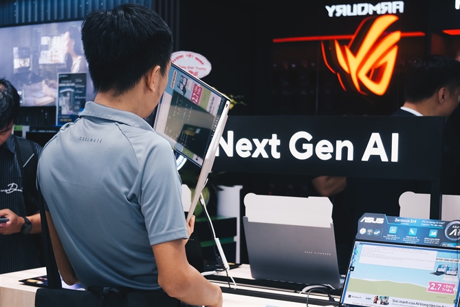 Không gian tại ASUS Exclusive Store cho phép người dùng tận tay trải nghiệm toàn bộ hệ sinh thái sản phẩm từ các dòng phổ thông đến cao cấp